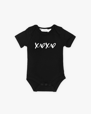 Hugs + Kisses | Bodysuit Short Sleeve