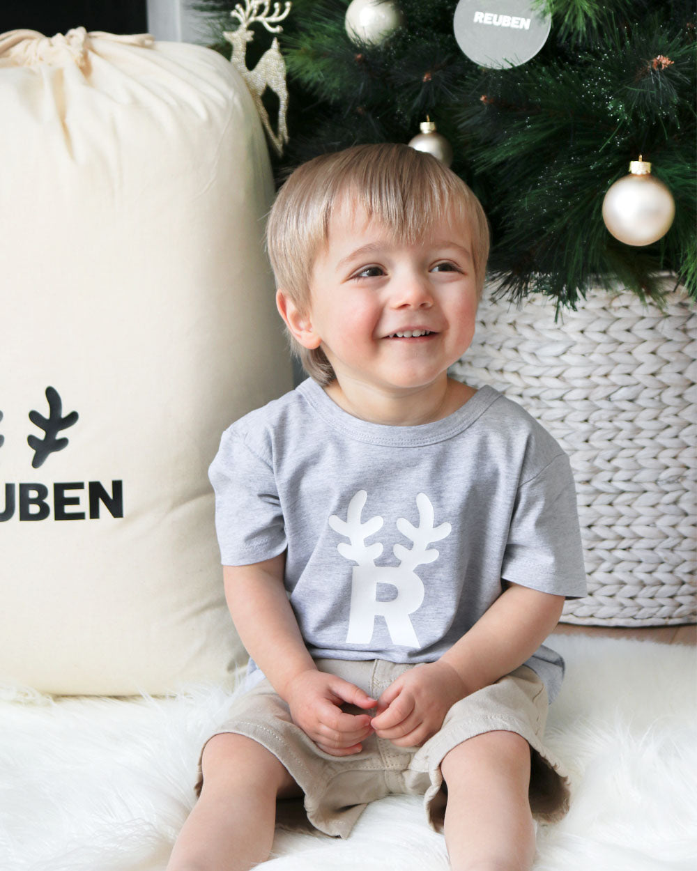 Letter Reindeer | Tee