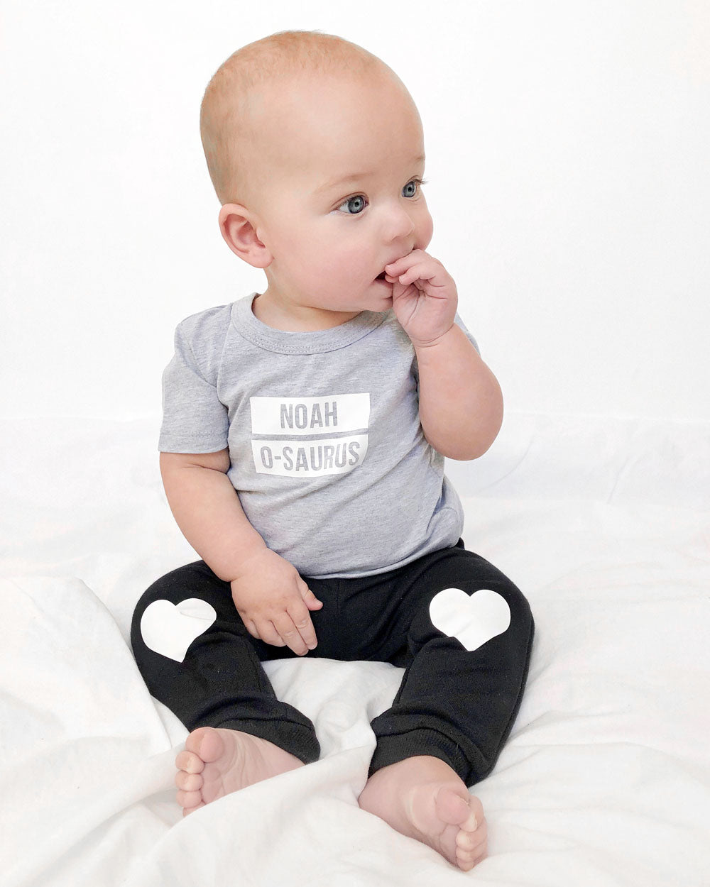 Name O-Saurus | Tee
